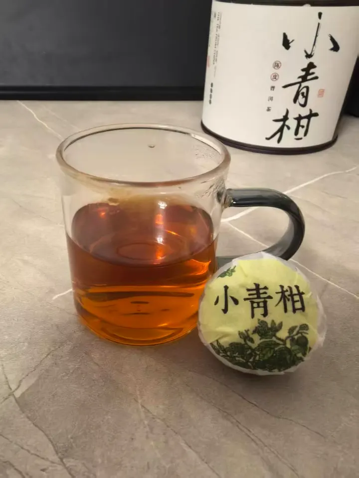 8 years of Xinhui XiaoQingGan Chenpi Pu'er Tea (Ripe Tea) photo review